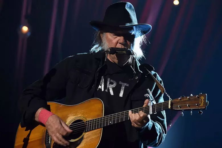 Neil Young Charlotte 2025 setlist