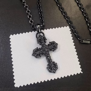 Chrome Hearts Skull Cross Pendant Necklace